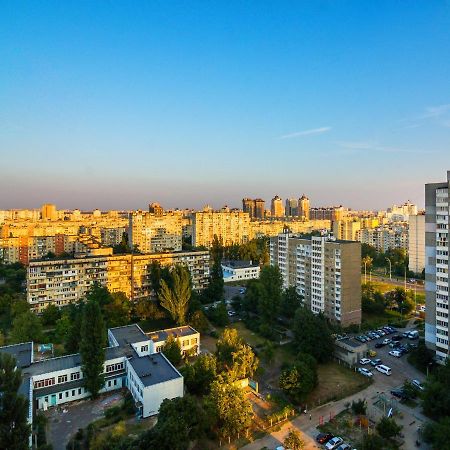 קייב Kvartirkoff Na Bogatirskaya 6A, 17 Floor מראה חיצוני תמונה