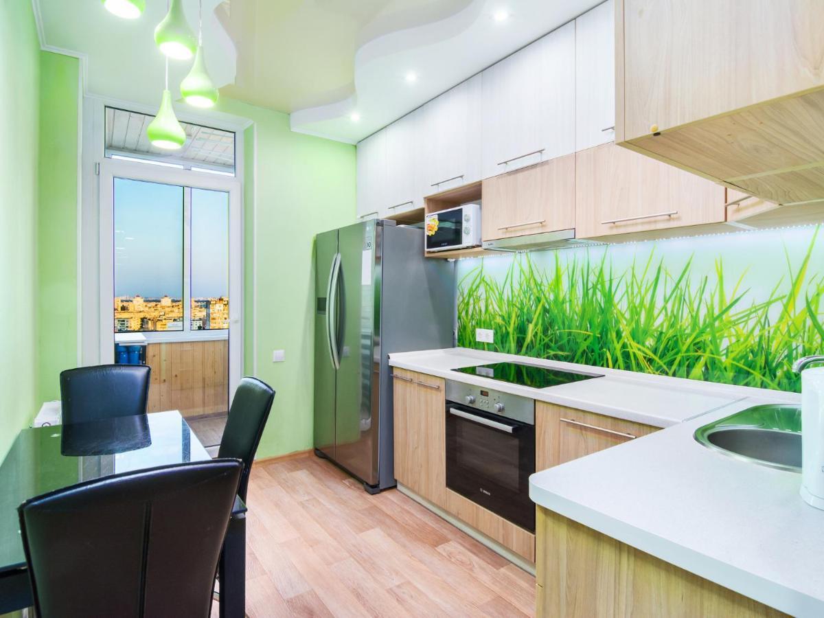 קייב Kvartirkoff Na Bogatirskaya 6A, 17 Floor מראה חיצוני תמונה