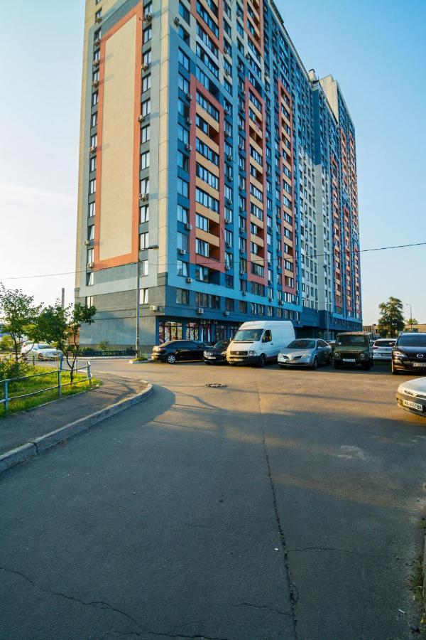 קייב Kvartirkoff Na Bogatirskaya 6A, 17 Floor מראה חיצוני תמונה